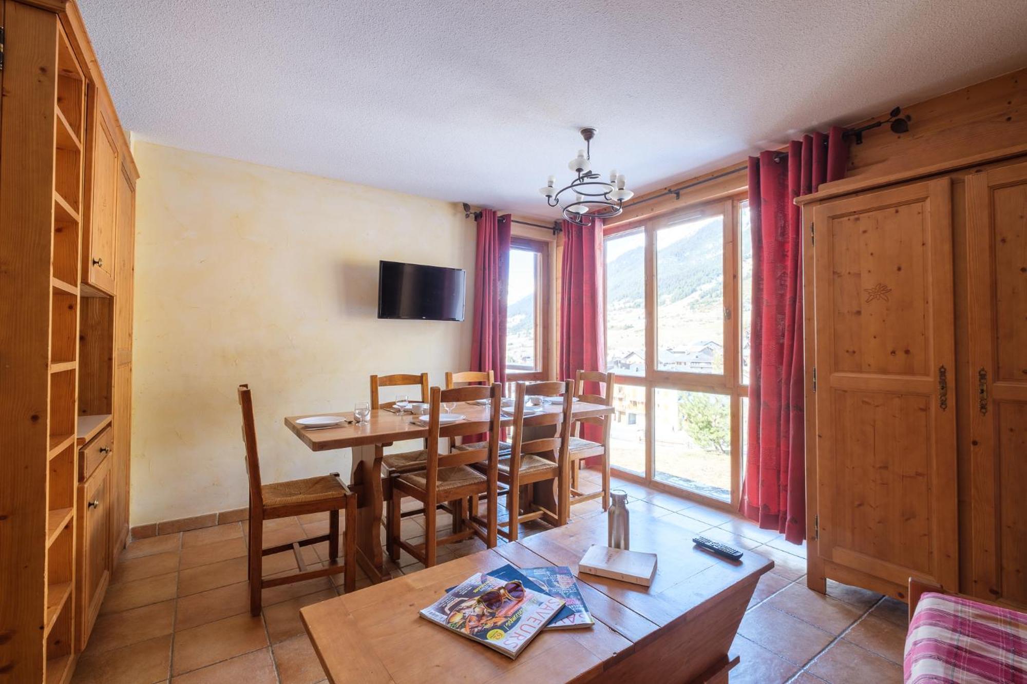 Residence Les Balcons De Val Cenis Village Lanslevillard Exterior photo